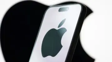 تسريب مذهل لـ iPhone Fold.. صورة تكشف تصميم هاتف آبل المنتظر